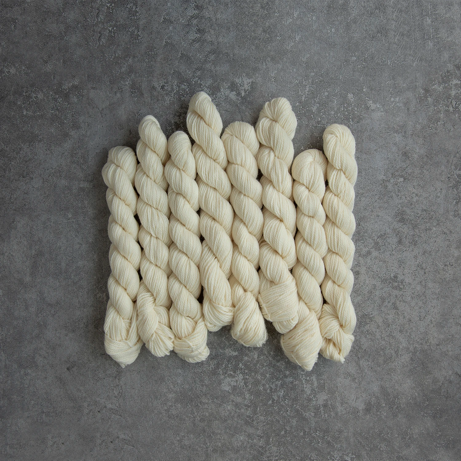 Daisy Minis fine superwash merino wool