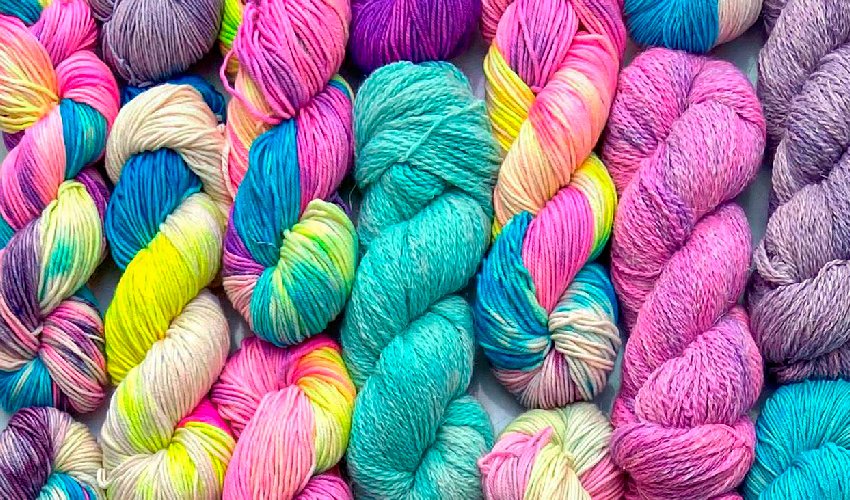 yarn to knit Gina Rockenwagner
