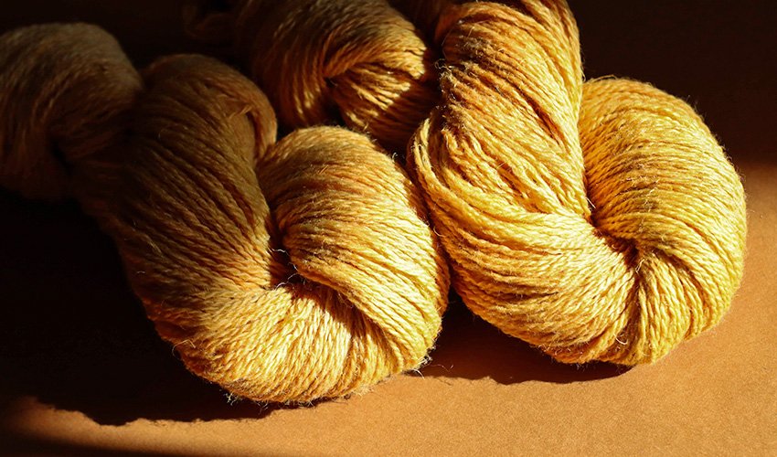 how to dye yarn