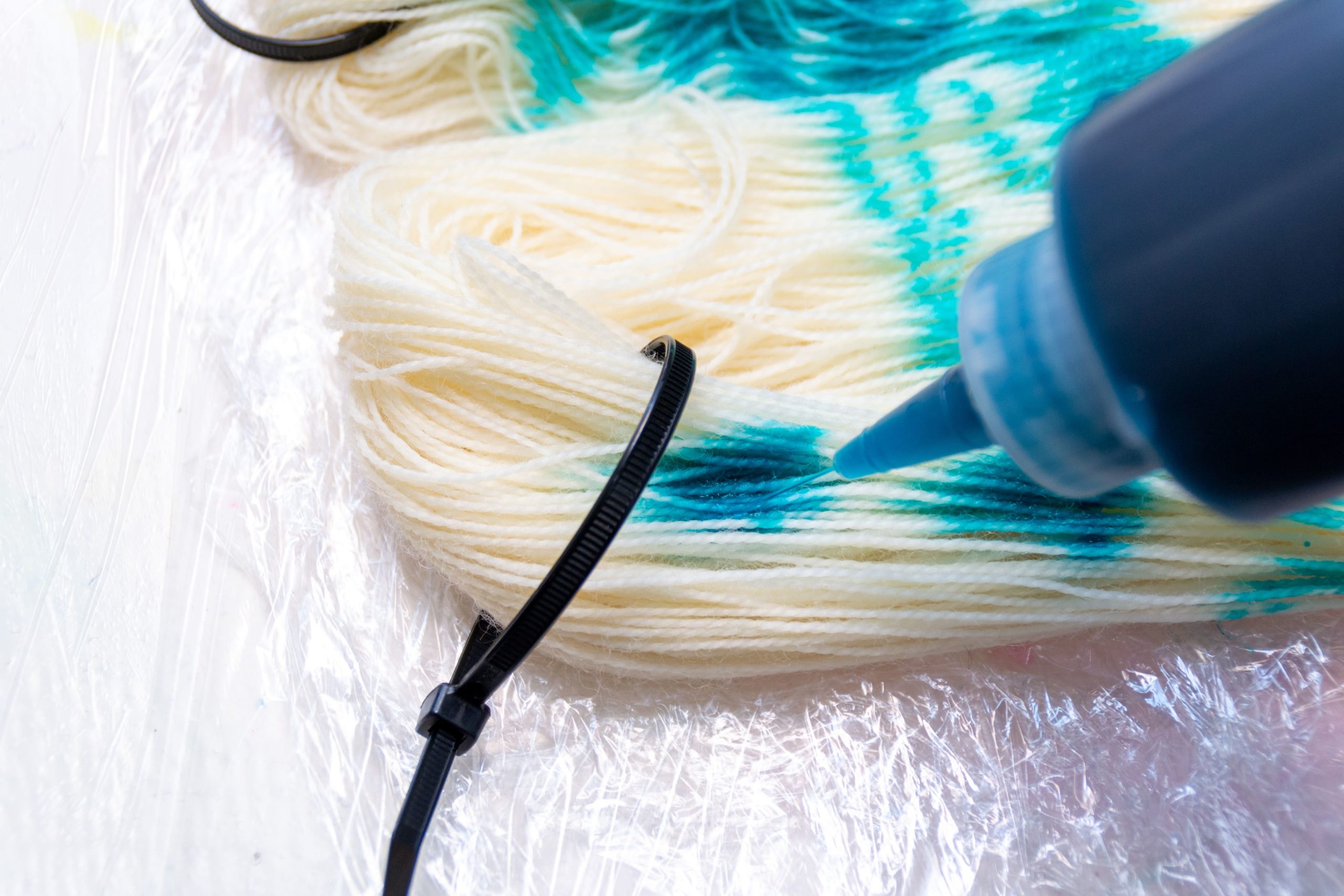 Dip Dyeing Yarn in Wilton's Violet Food Coloring 