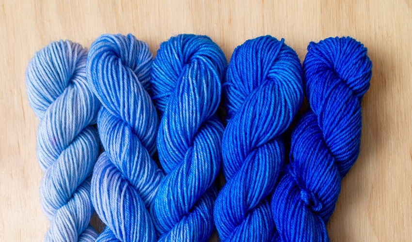 blue ombre yarn