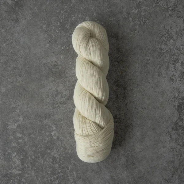 Bisque yarn merino wool