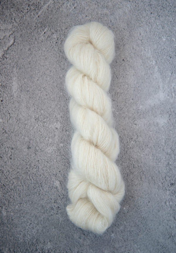 cirrus silk yarn