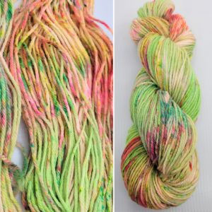 green dye yarn