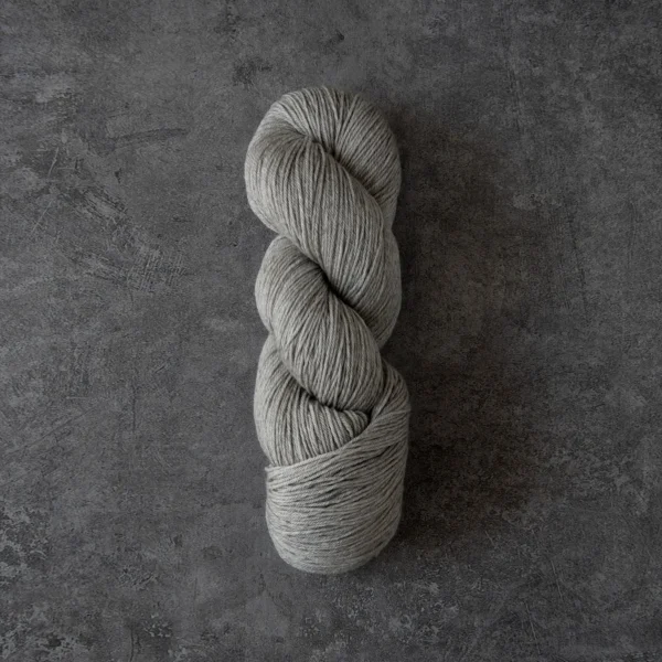 Yasmin (grey) yarn store