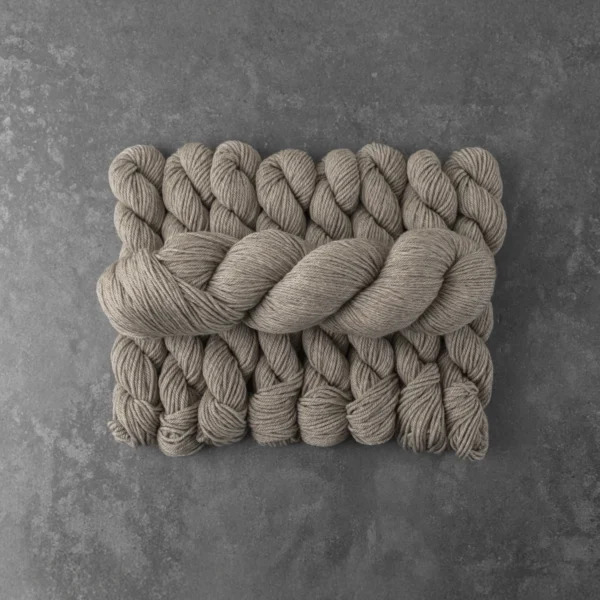 Yasmin (grey) DK Minis - Image 2