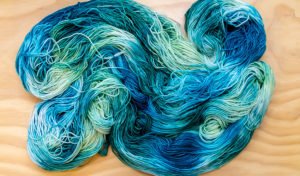 Rinse the yarn under cool